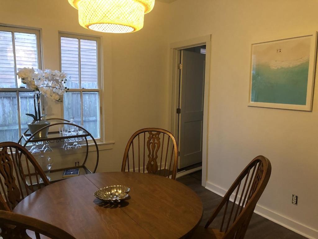Вилла Chic Retreat In Downtown St Augustine Сент-Огастин Экстерьер фото