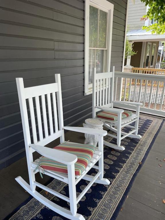 Вилла Chic Retreat In Downtown St Augustine Сент-Огастин Экстерьер фото