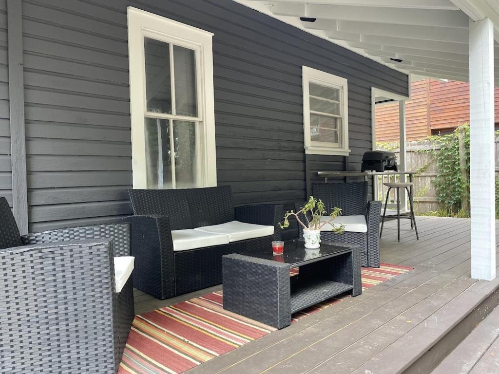 Вилла Chic Retreat In Downtown St Augustine Сент-Огастин Экстерьер фото